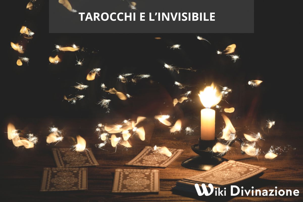 I Tarocchi e l'Invisibile: Una Finestra sull'Oltre